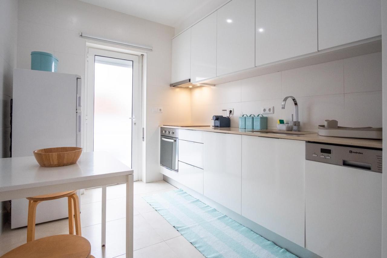Iris Apartment Nazare Bagian luar foto