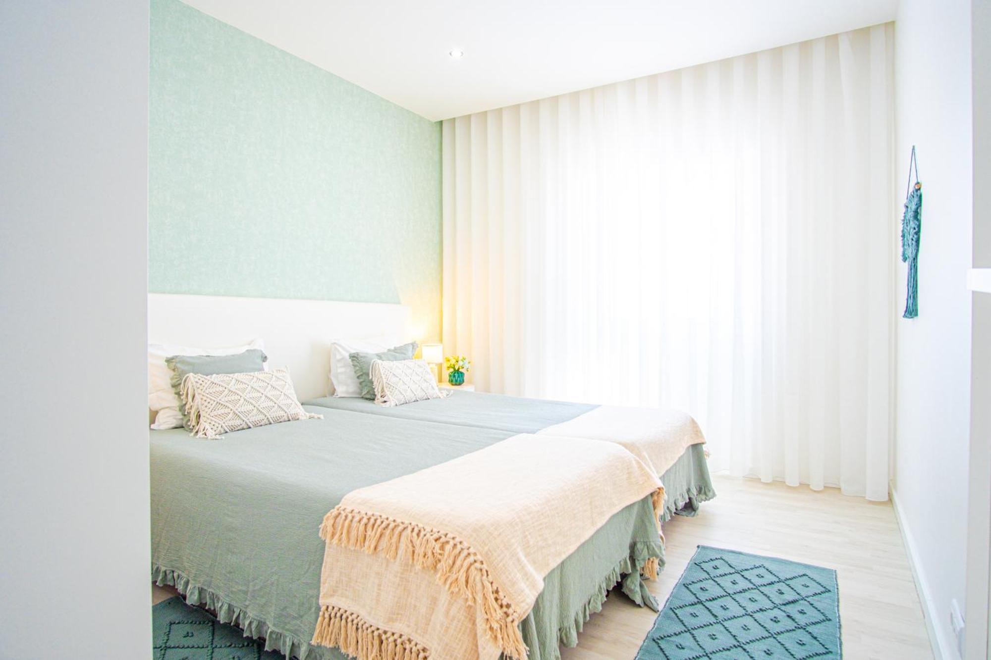Iris Apartment Nazare Bagian luar foto