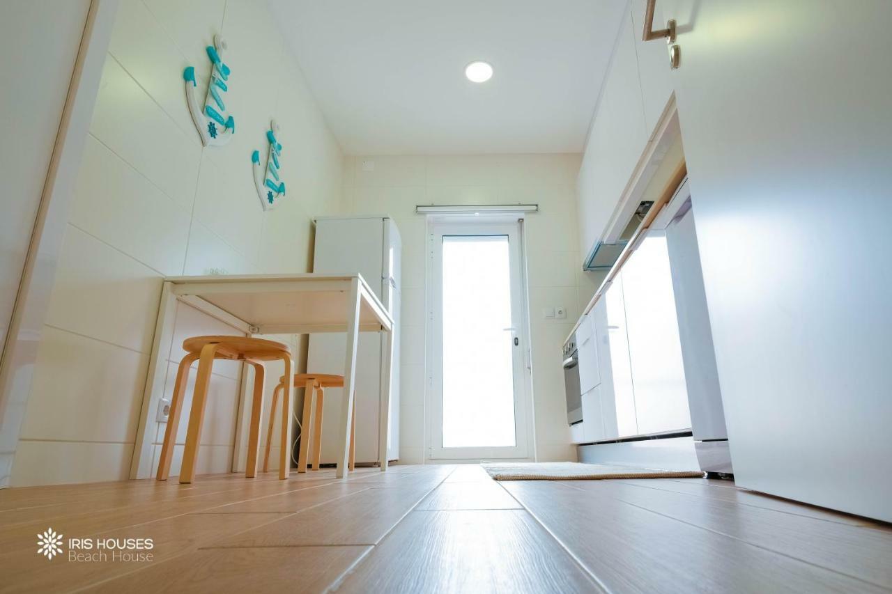 Iris Apartment Nazare Bagian luar foto