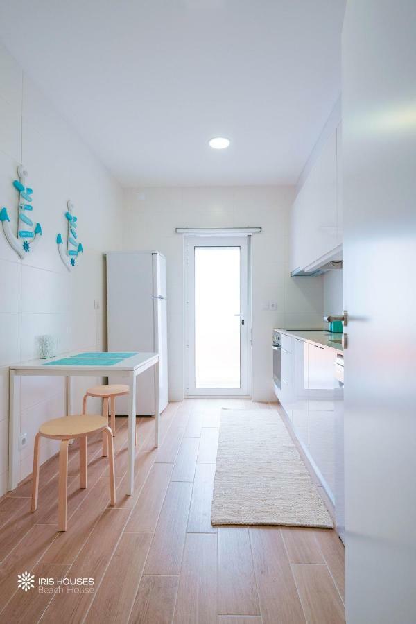 Iris Apartment Nazare Bagian luar foto